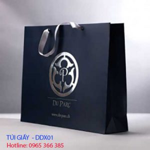 Túi giấy có quai